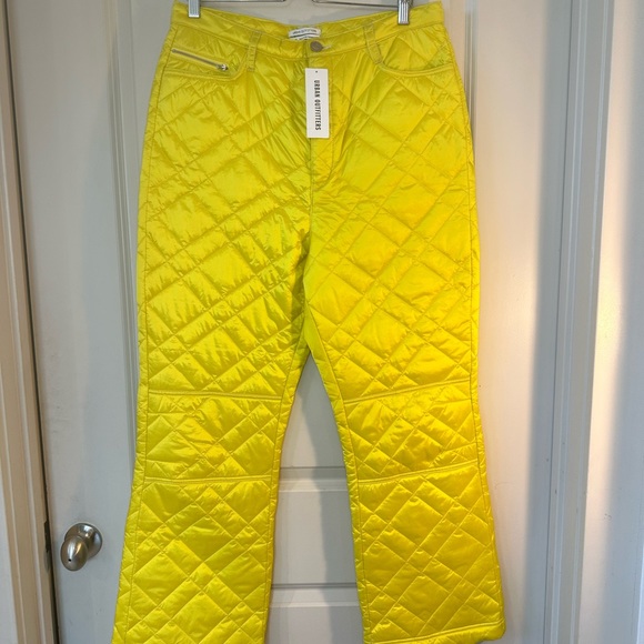 NWT Urban Outfitters Yellow Snow Angel Quilted Snow Pants, size XL - Picture 8 of 10